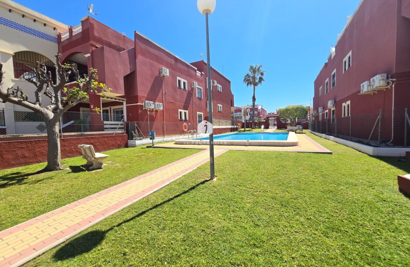 Tweedehands - Appartement / flat -
Orihuela Costa - Costa Blanca