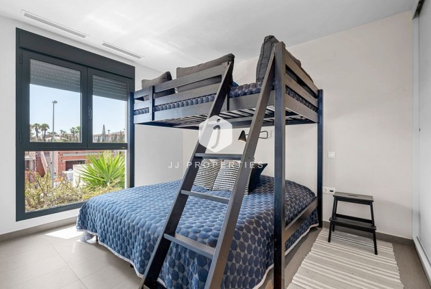 Tweedehands - Villa -
Ciudad Quesada - Costa Blanca