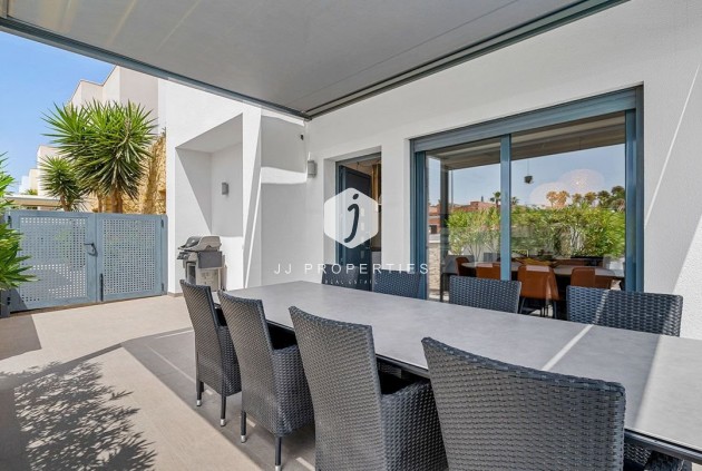 Tweedehands - Villa -
Ciudad Quesada - Costa Blanca