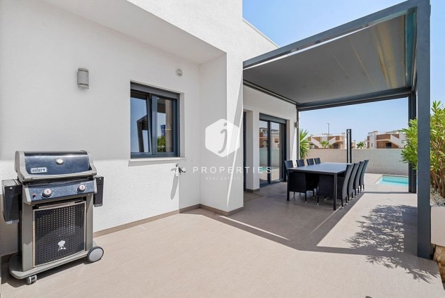 Tweedehands - Villa -
Ciudad Quesada - Costa Blanca