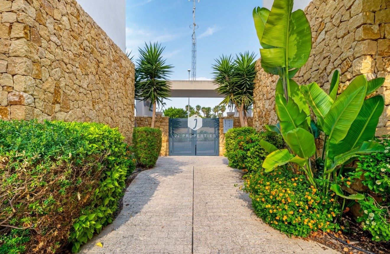 Tweedehands - Villa -
Ciudad Quesada - Costa Blanca