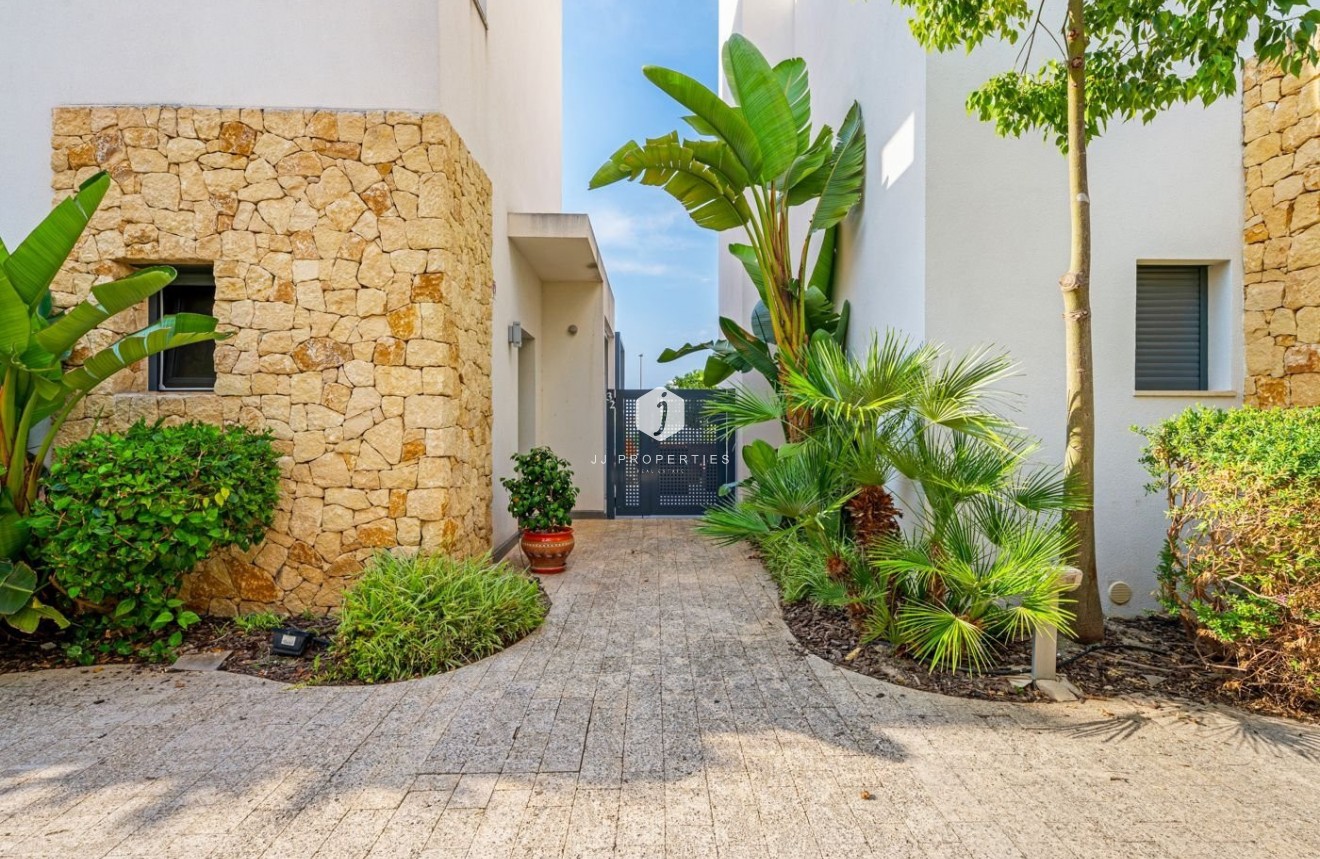 Tweedehands - Villa -
Ciudad Quesada - Costa Blanca