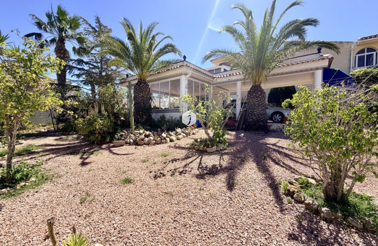 Tweedehands - Villa -
Ciudad Quesada - Costa Blanca