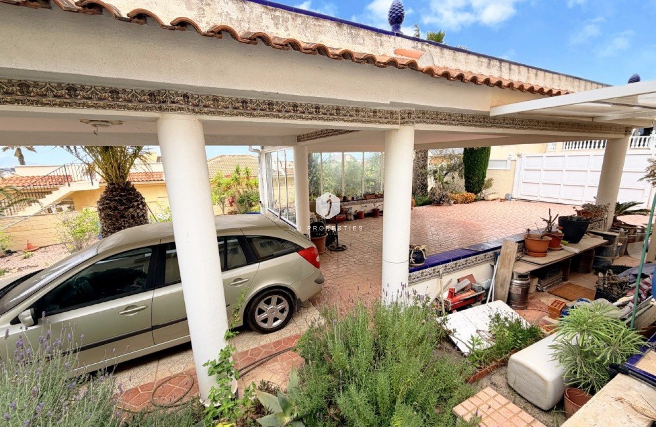 Tweedehands - Villa -
Ciudad Quesada - Costa Blanca