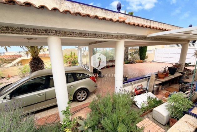 Tweedehands - Villa -
Ciudad Quesada - Costa Blanca