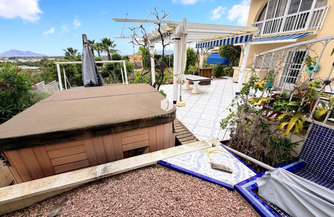 Tweedehands - Villa -
Ciudad Quesada - Costa Blanca
