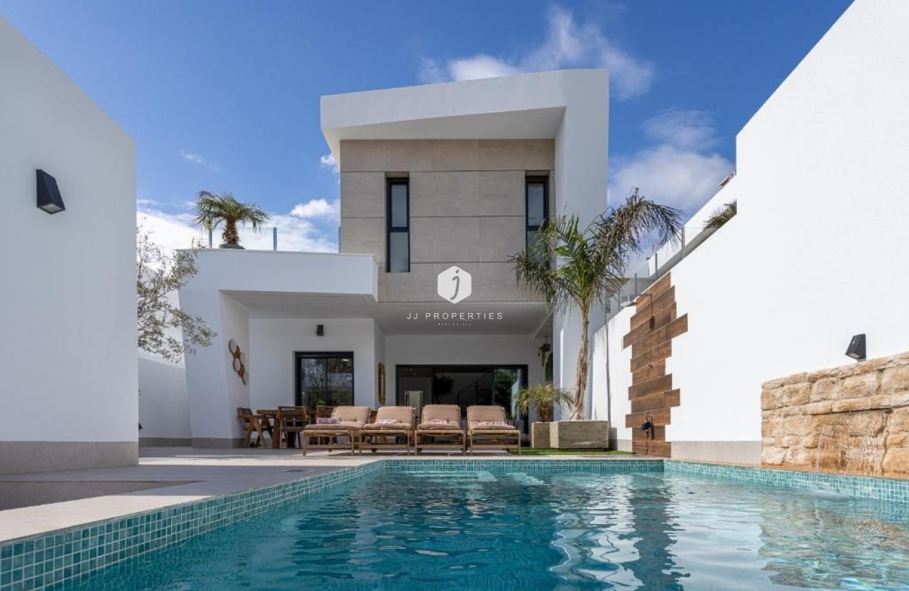 Tweedehands - Villa -
Dolores - Costa Blanca