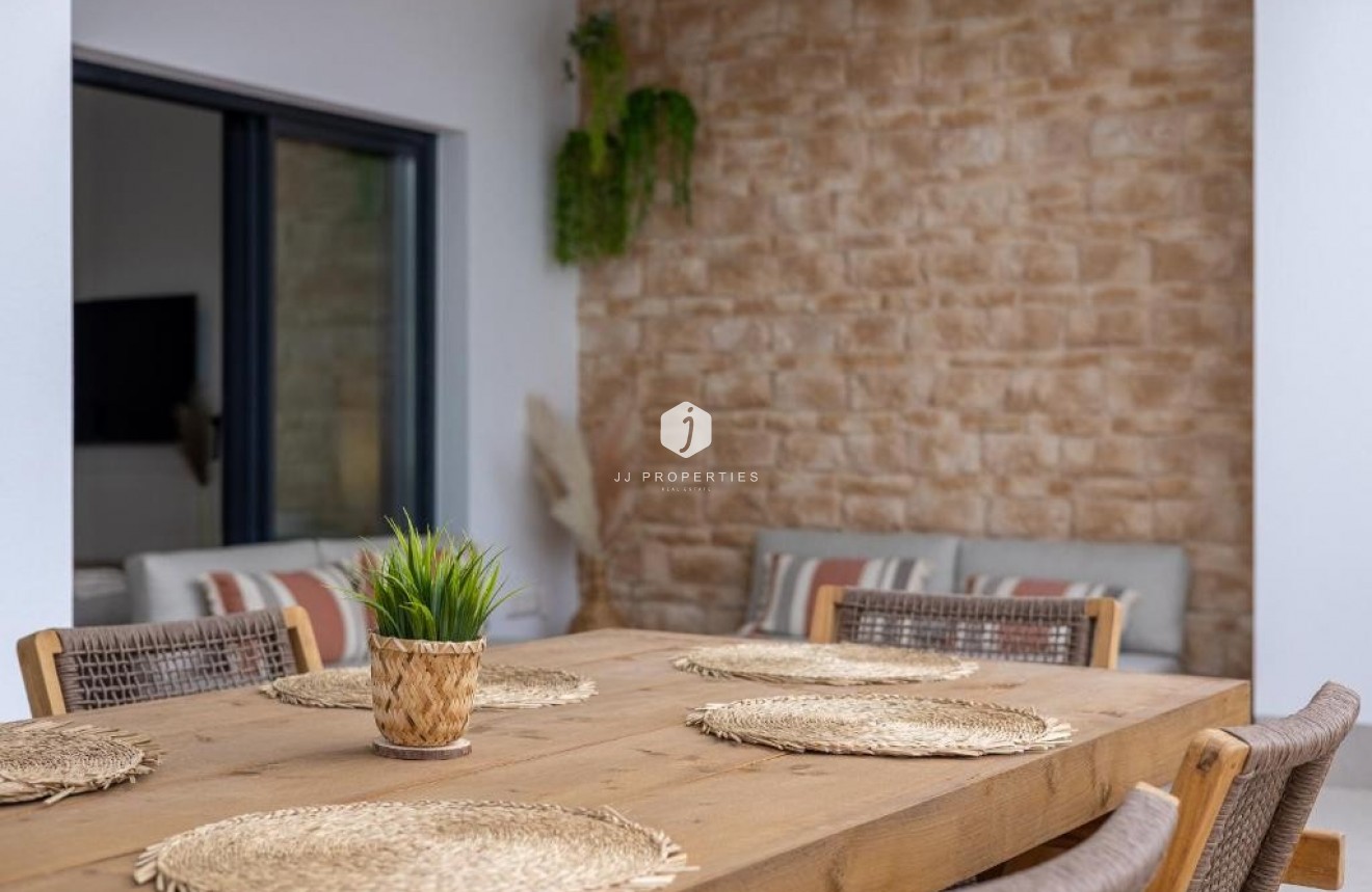 Tweedehands - Villa -
Dolores - Costa Blanca