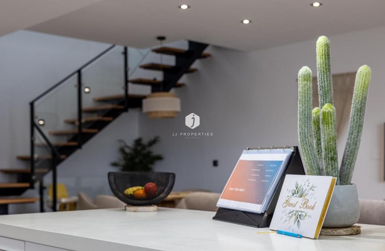 Tweedehands - Villa -
Dolores - Costa Blanca