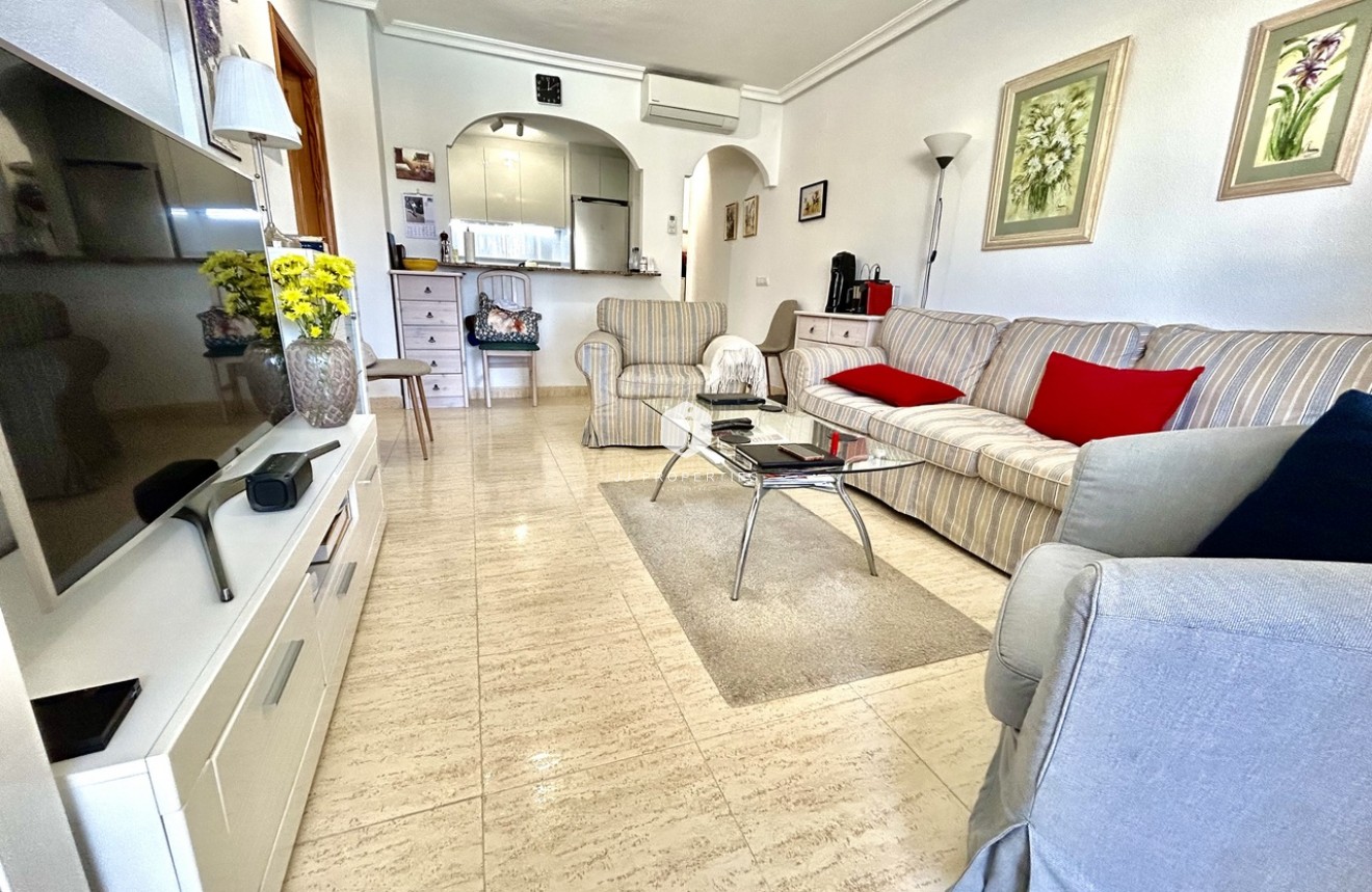 Tweedehands - Appartement / flat -
La Mata - Costa Blanca
