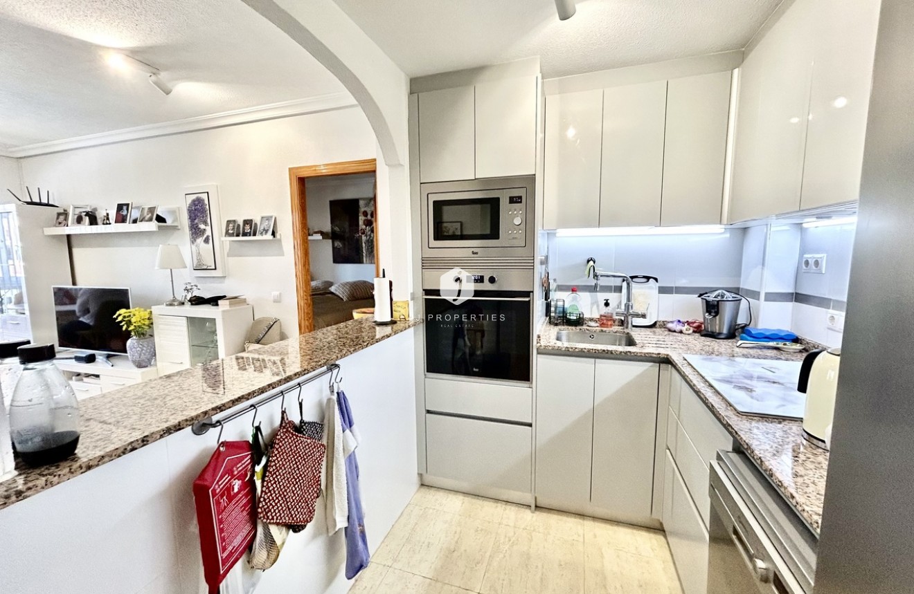 Tweedehands - Appartement / flat -
La Mata - Costa Blanca