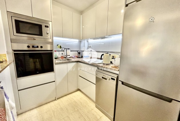 Tweedehands - Appartement / flat -
La Mata - Costa Blanca