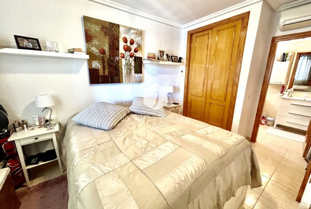 Tweedehands - Appartement / flat -
La Mata - Costa Blanca