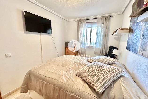 Tweedehands - Appartement / flat -
La Mata - Costa Blanca