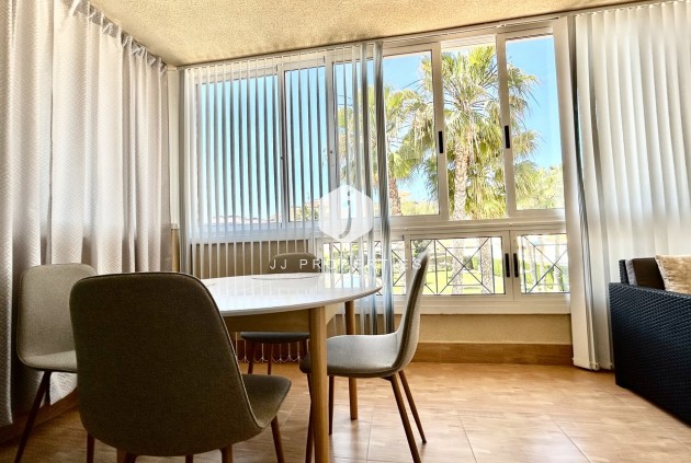 Tweedehands - Appartement / flat -
La Mata - Costa Blanca