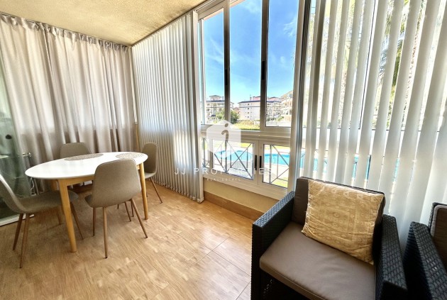 Tweedehands - Appartement / flat -
La Mata - Costa Blanca