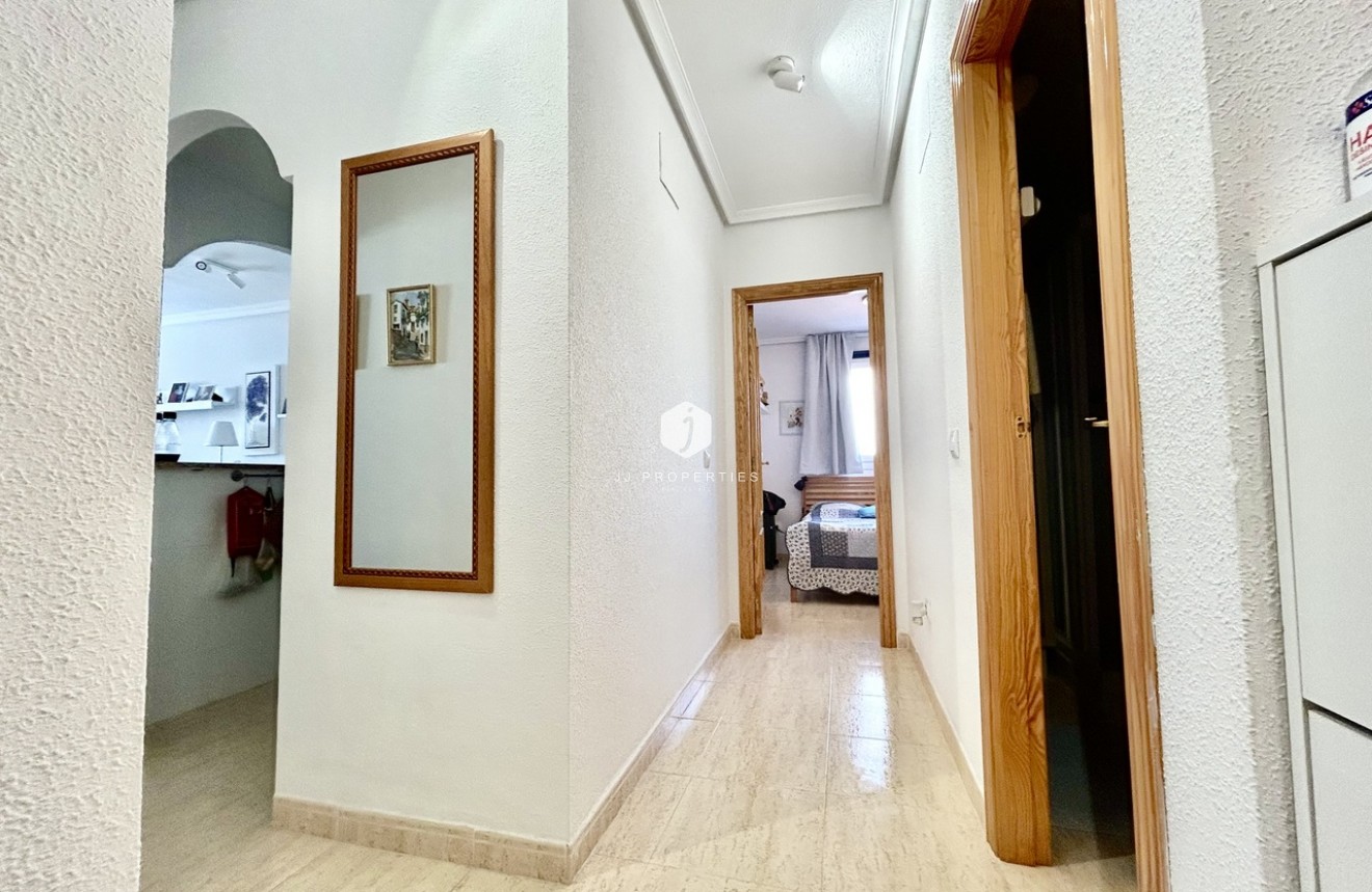 Tweedehands - Appartement / flat -
La Mata - Costa Blanca