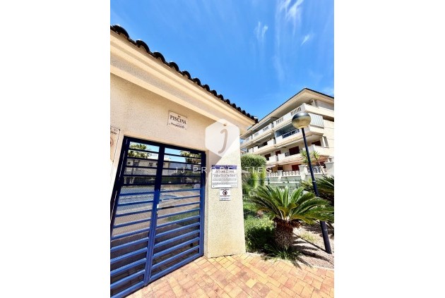 Tweedehands - Appartement / flat -
La Mata - Costa Blanca