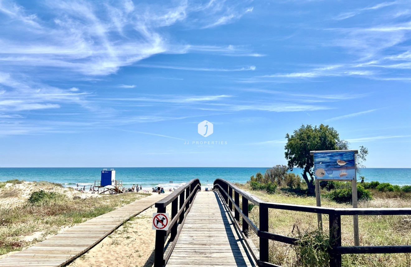 Tweedehands - Appartement / flat -
La Mata - Costa Blanca