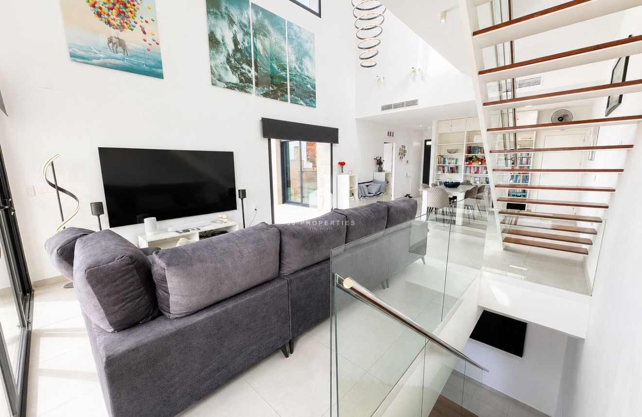 Tweedehands - Villa -
Ciudad Quesada - Costa Blanca