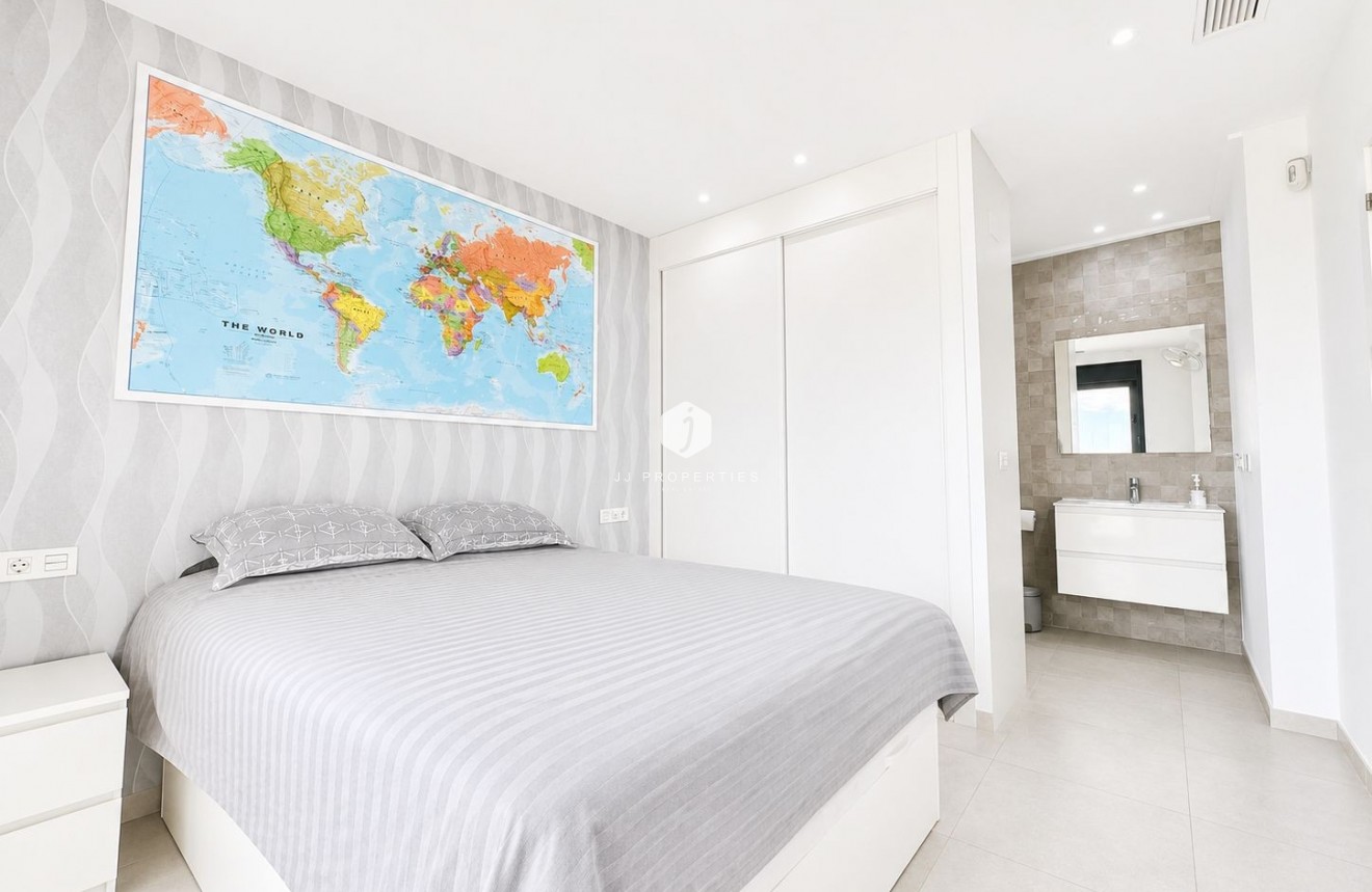 Tweedehands - Villa -
Ciudad Quesada - Costa Blanca