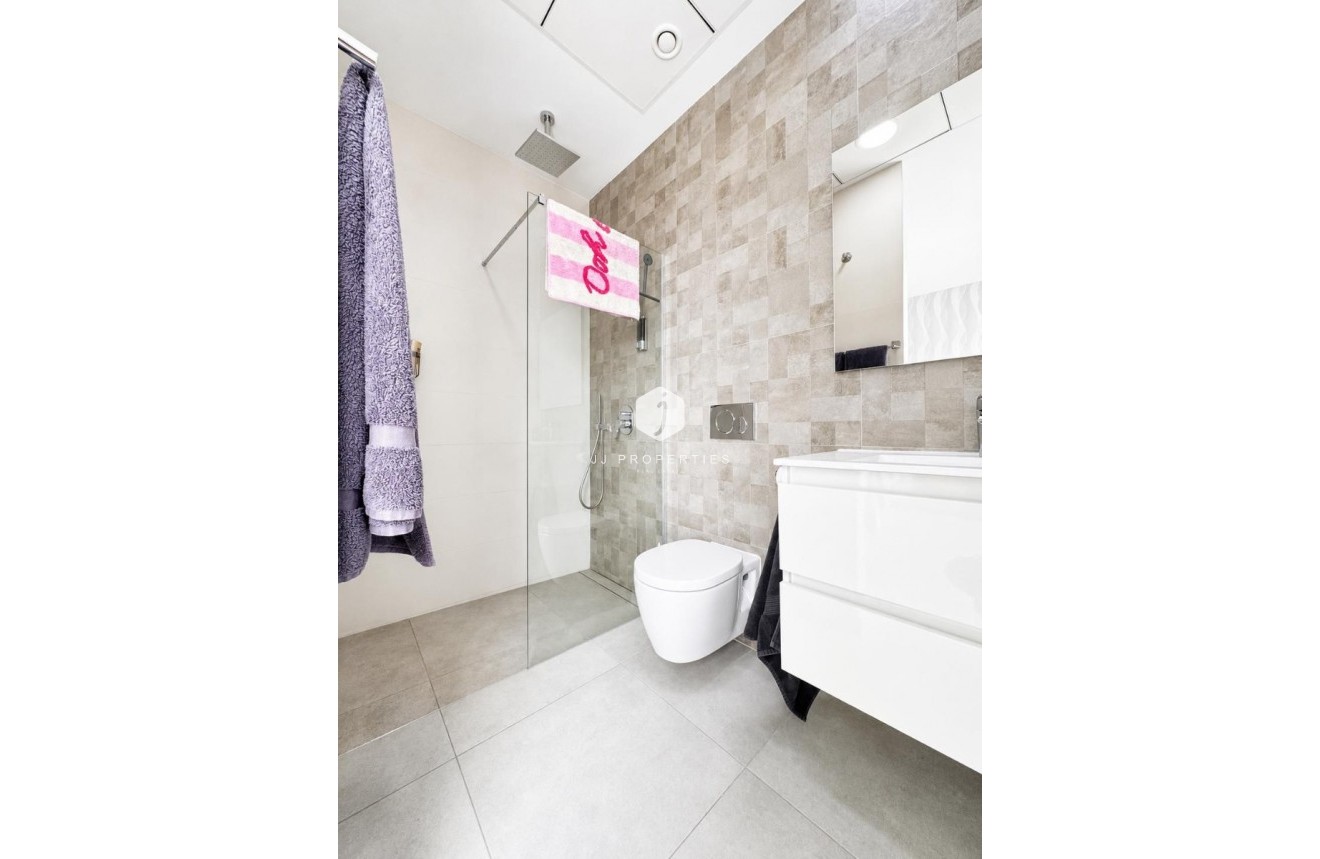 Tweedehands - Villa -
Ciudad Quesada - Costa Blanca