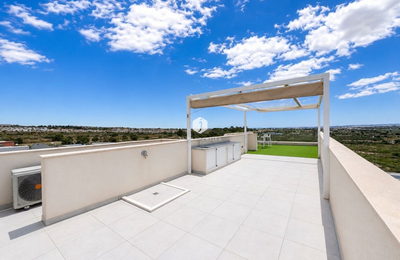 Tweedehands - Villa -
Ciudad Quesada - Costa Blanca