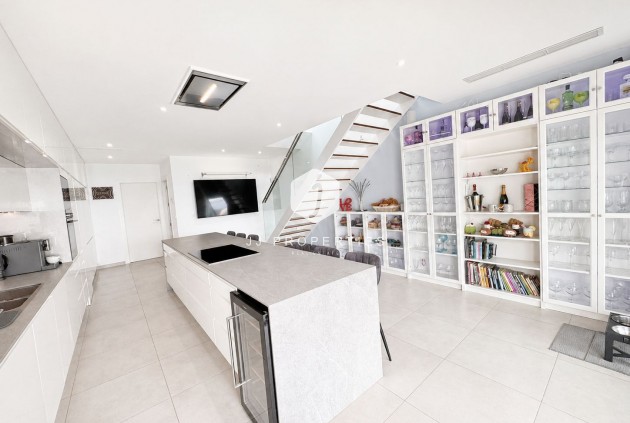 Tweedehands - Villa -
Ciudad Quesada - Costa Blanca