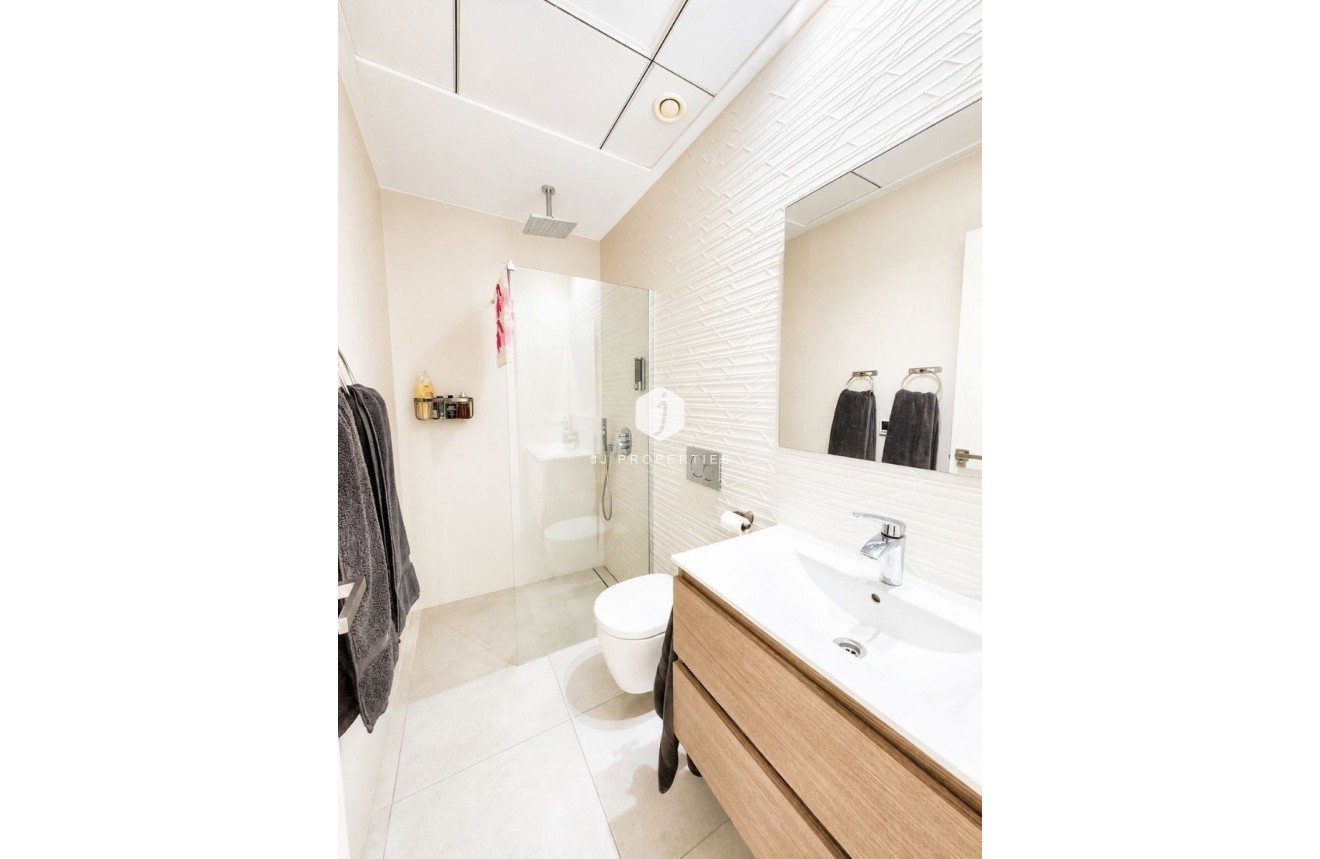 Tweedehands - Villa -
Ciudad Quesada - Costa Blanca