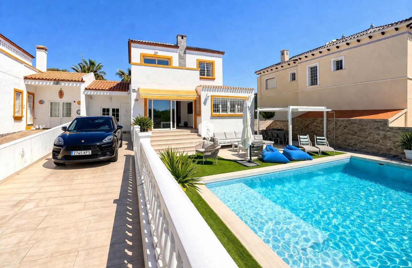 Tweedehands - Villa -
Los Dolses - Inland