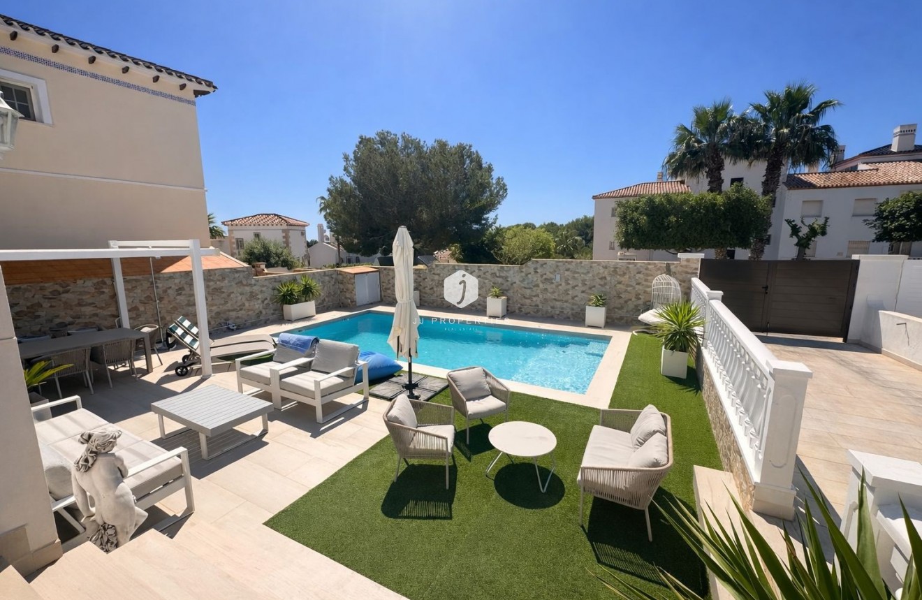 Tweedehands - Villa -
Los Dolses - Inland