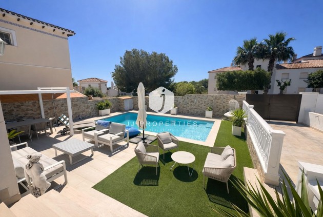 Tweedehands - Villa -
Los Dolses - Inland