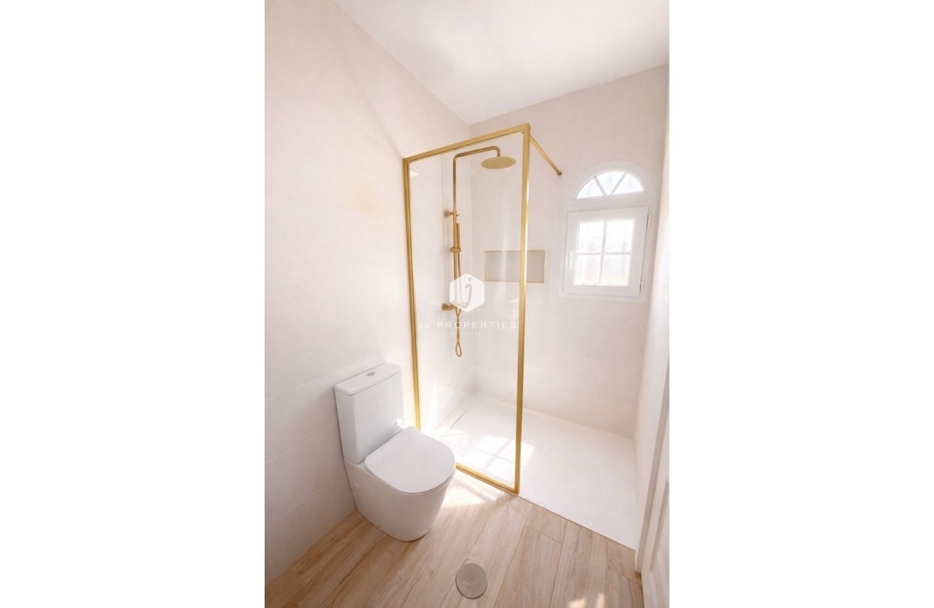 Tweedehands - Villa -
Los Dolses - Inland