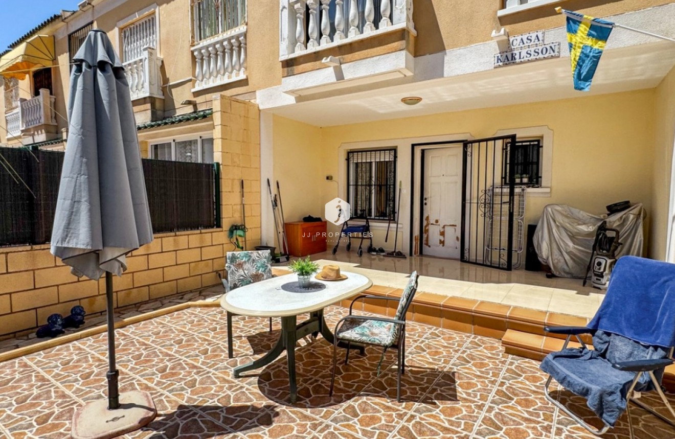Tweedehands - Chalet -
Torrevieja - Costa Blanca
