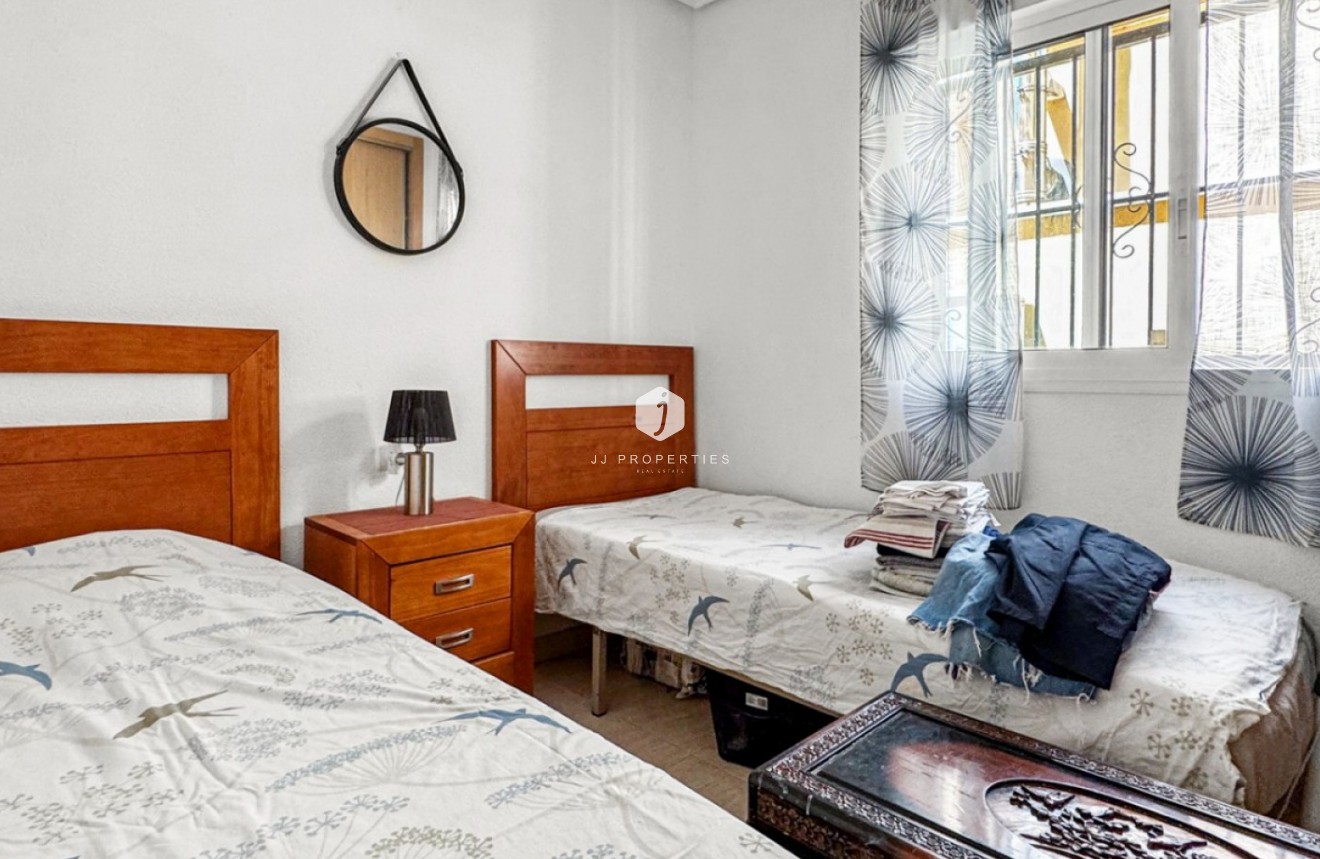 Tweedehands - Chalet -
Torrevieja - Costa Blanca