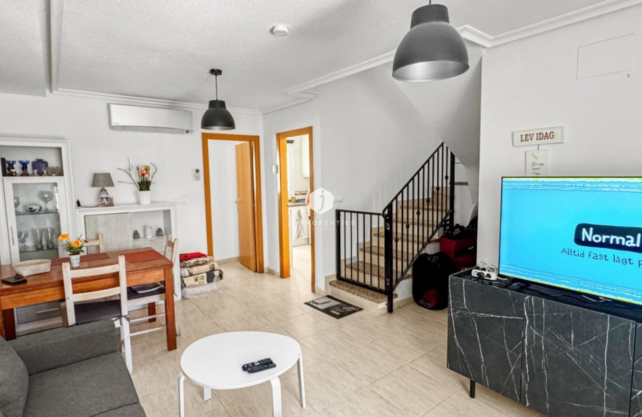 Tweedehands - Chalet -
Torrevieja - Costa Blanca