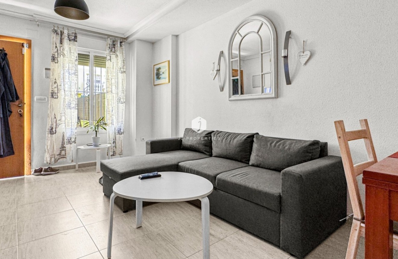 Tweedehands - Chalet -
Torrevieja - Costa Blanca
