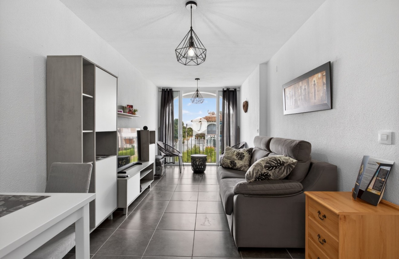 Tweedehands - Bungalow -
Torrevieja - Costa Blanca