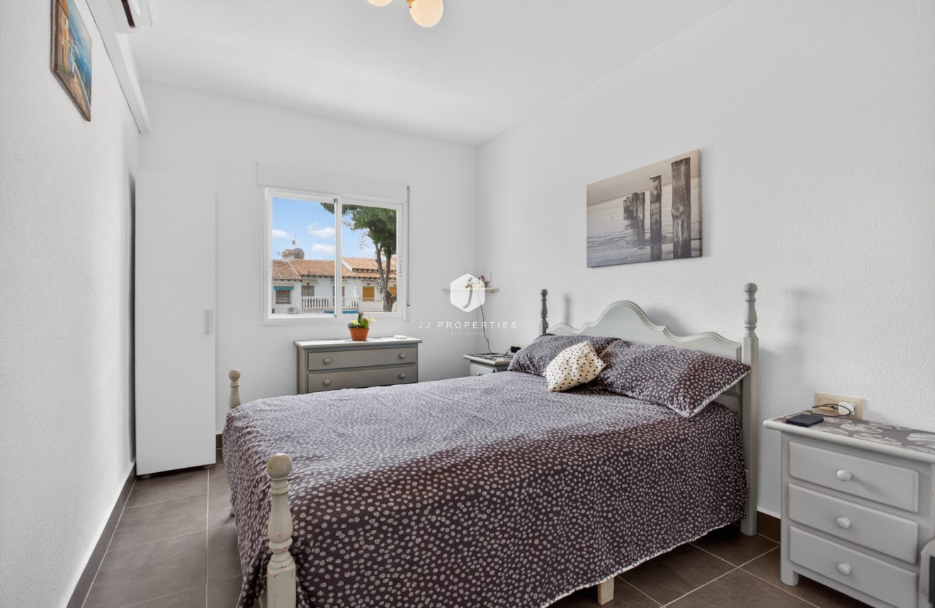 Tweedehands - Bungalow -
Torrevieja - Costa Blanca