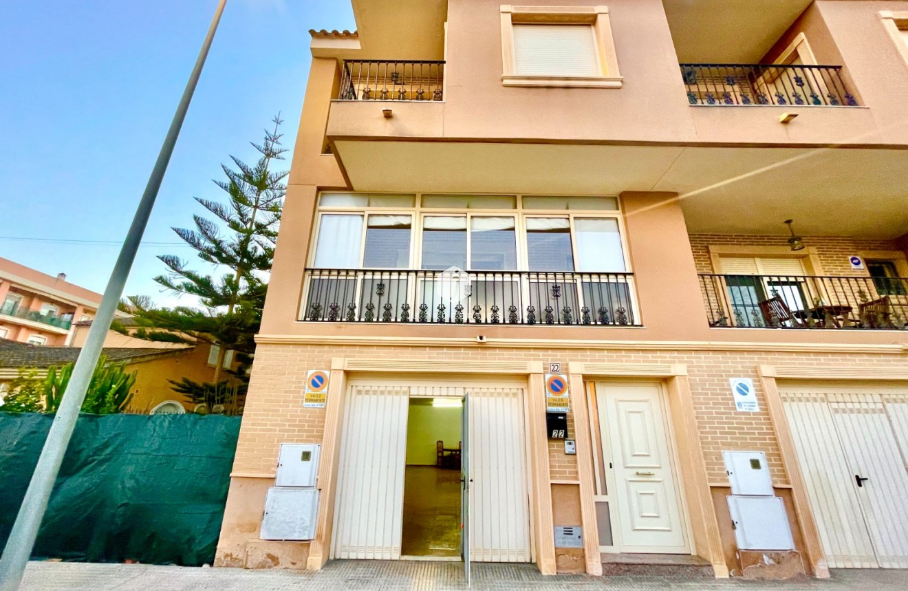 Tweedehands - Villa -
Almoradí - Inland