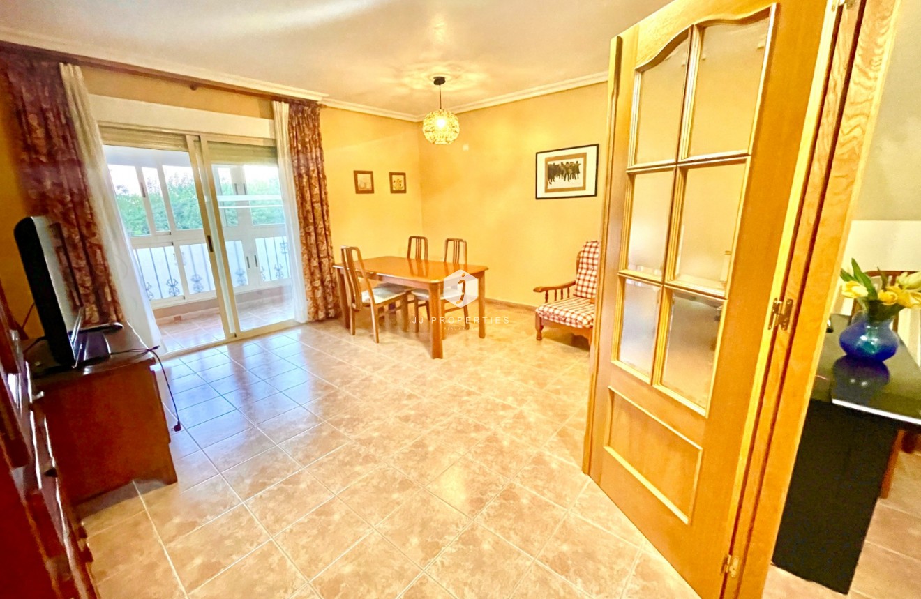Tweedehands - Villa -
Almoradí - Inland