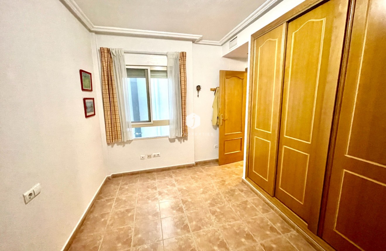 Tweedehands - Villa -
Almoradí - Inland