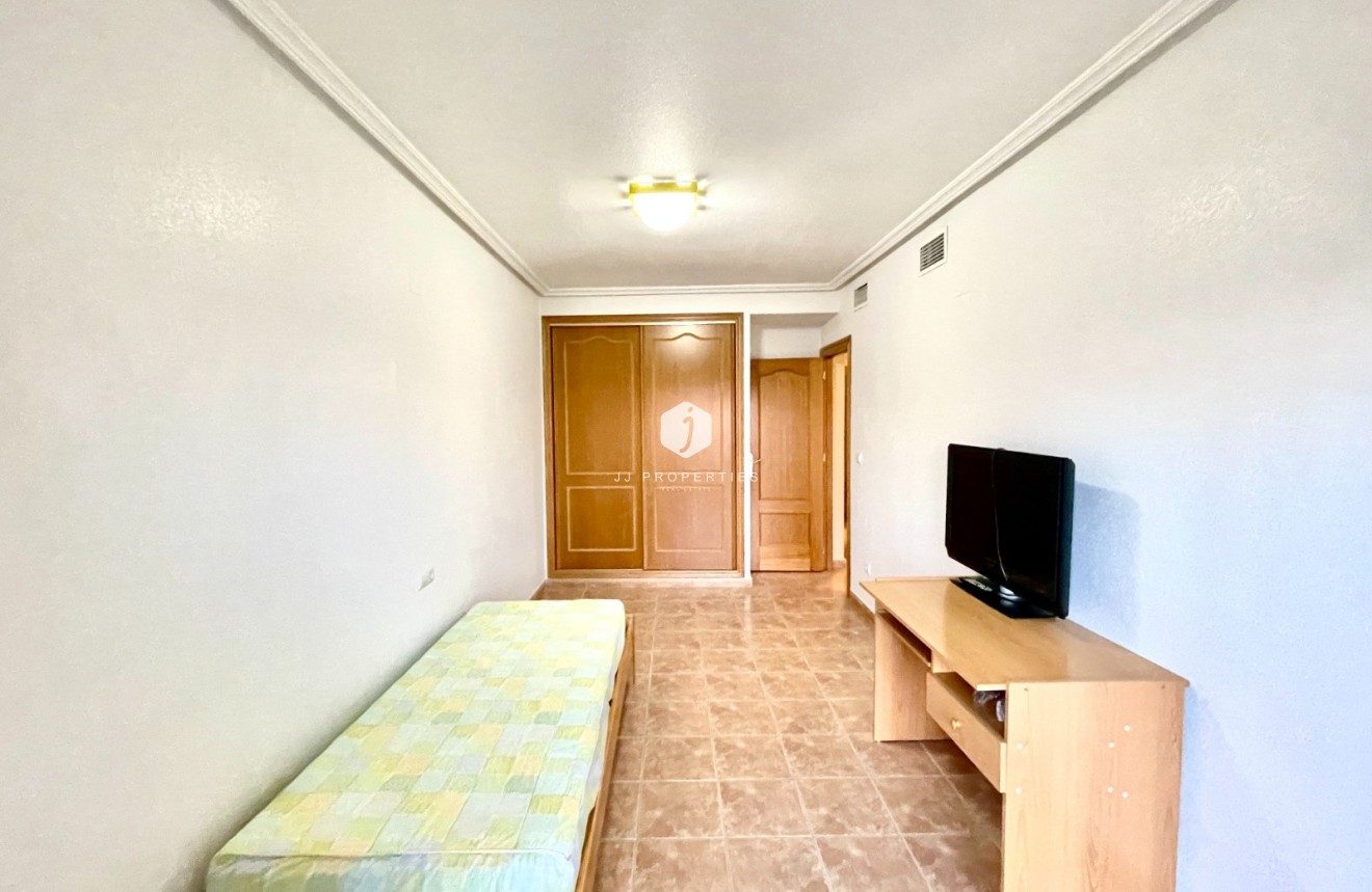 Tweedehands - Villa -
Almoradí - Inland