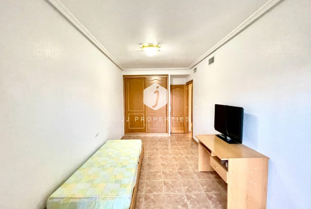 Tweedehands - Villa -
Almoradí - Inland