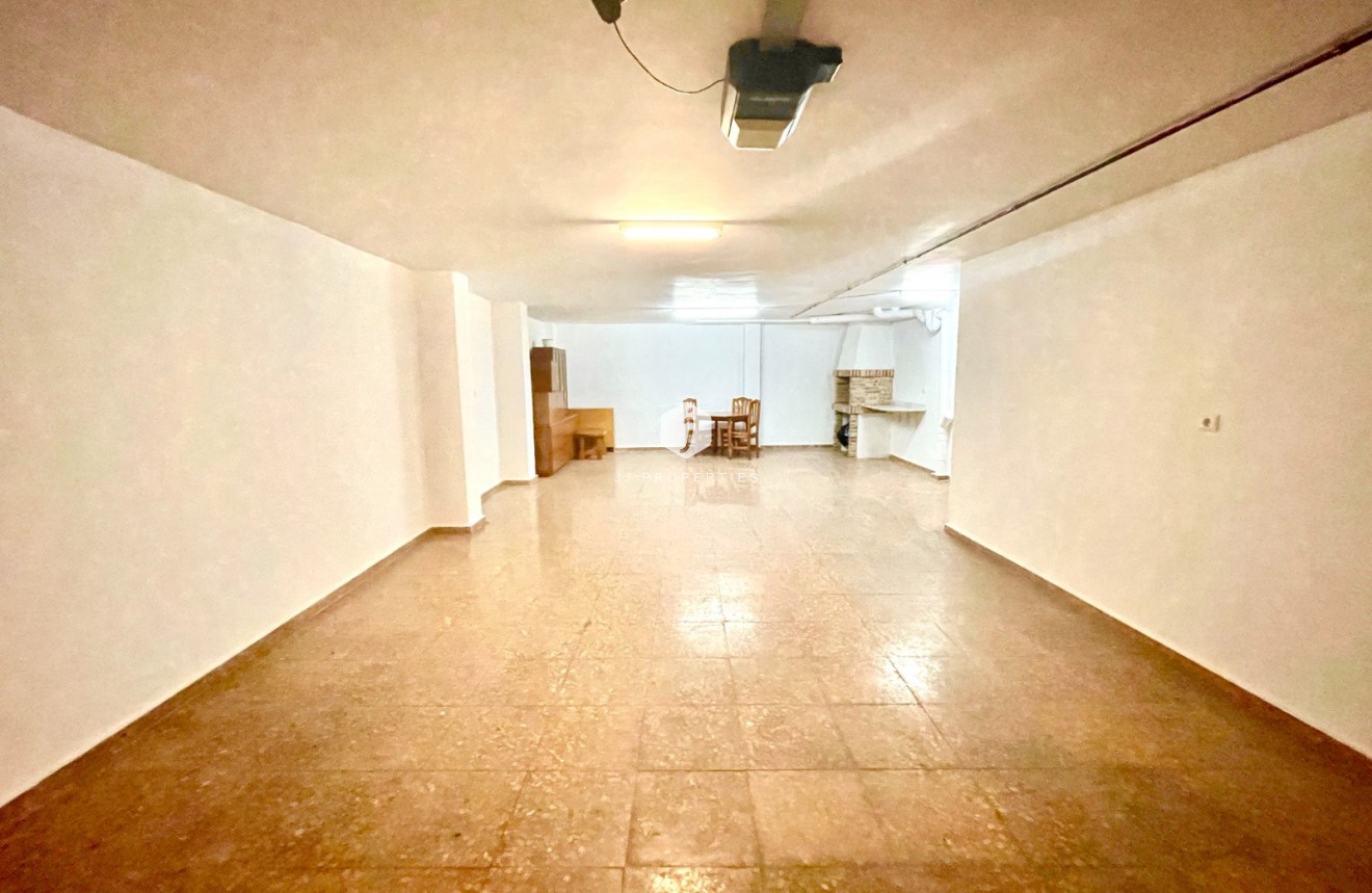Tweedehands - Villa -
Almoradí - Inland