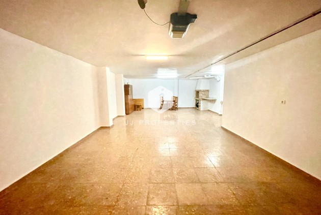 Tweedehands - Villa -
Almoradí - Inland