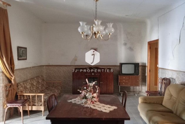Segunda mano - Chalet -
Los Montesinos