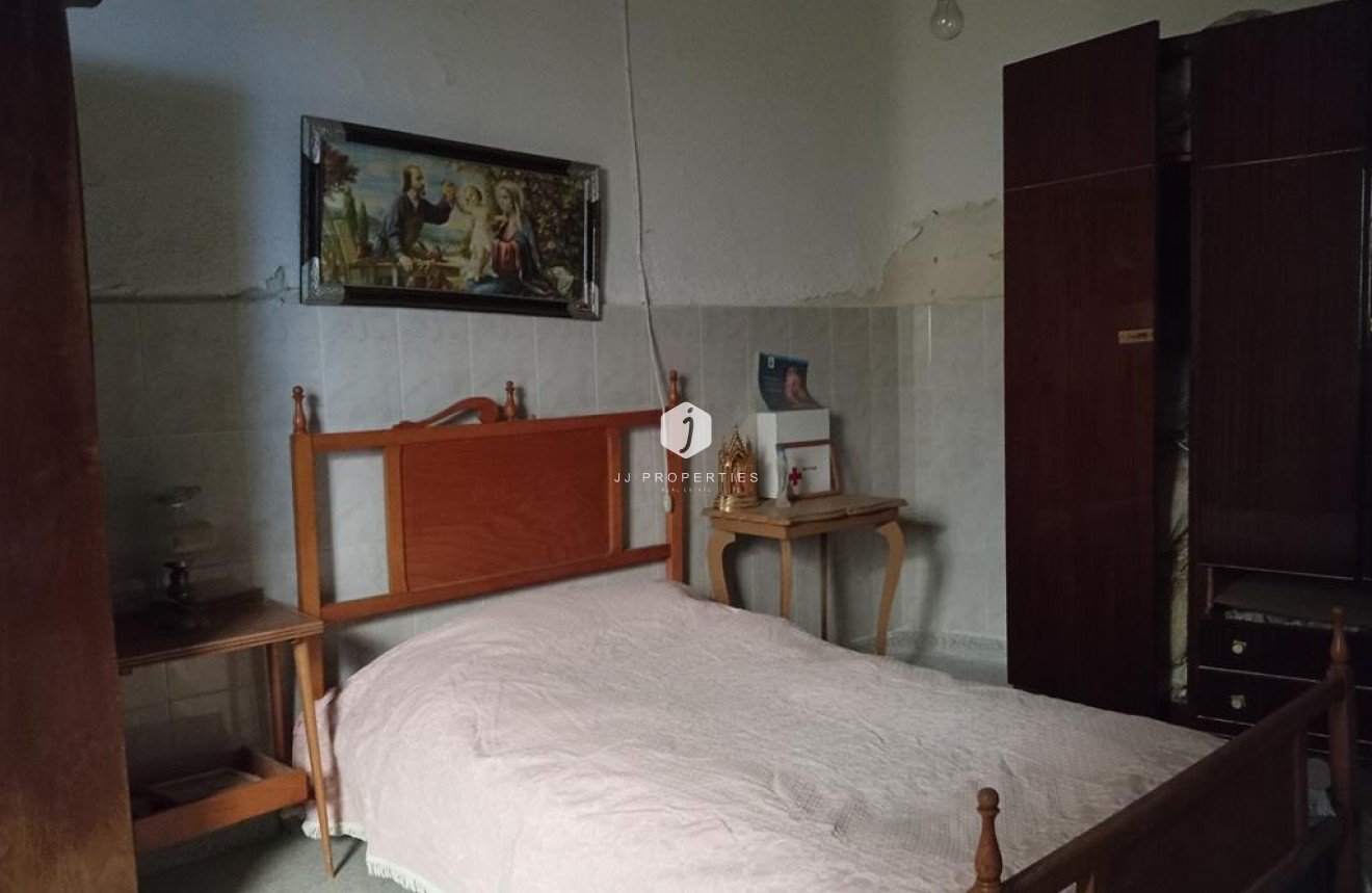 Segunda mano - Chalet -
Los Montesinos