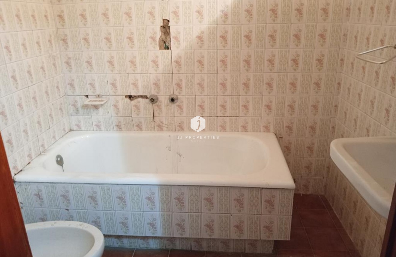 Resale - Chalet -
HurchIllo - PUEBLO CENTRO
