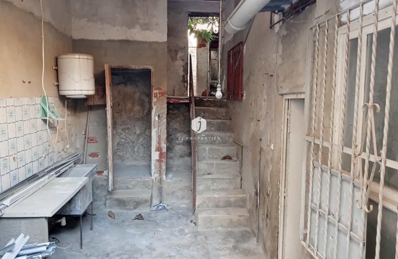 Resale - Chalet -
HurchIllo - PUEBLO CENTRO